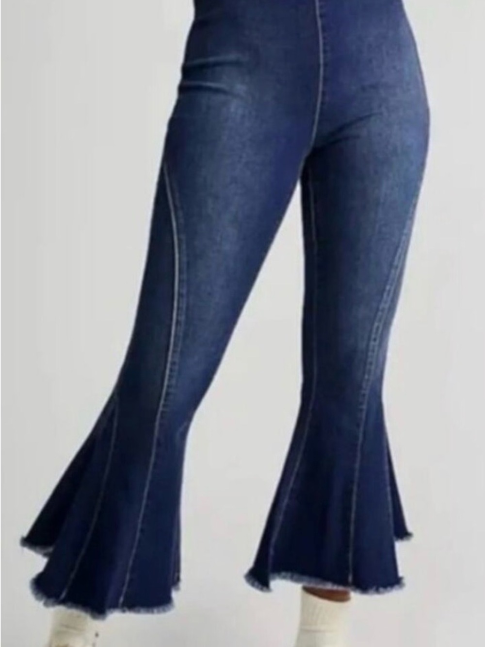 We The Free Dark Curvy Last Dance Cropped Flare Jeans